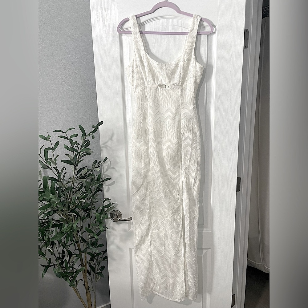 Showpo, Size 2, White, Khryzsha Sheer Cut Out Bridal Maxi Dress - Picture 2 of 5